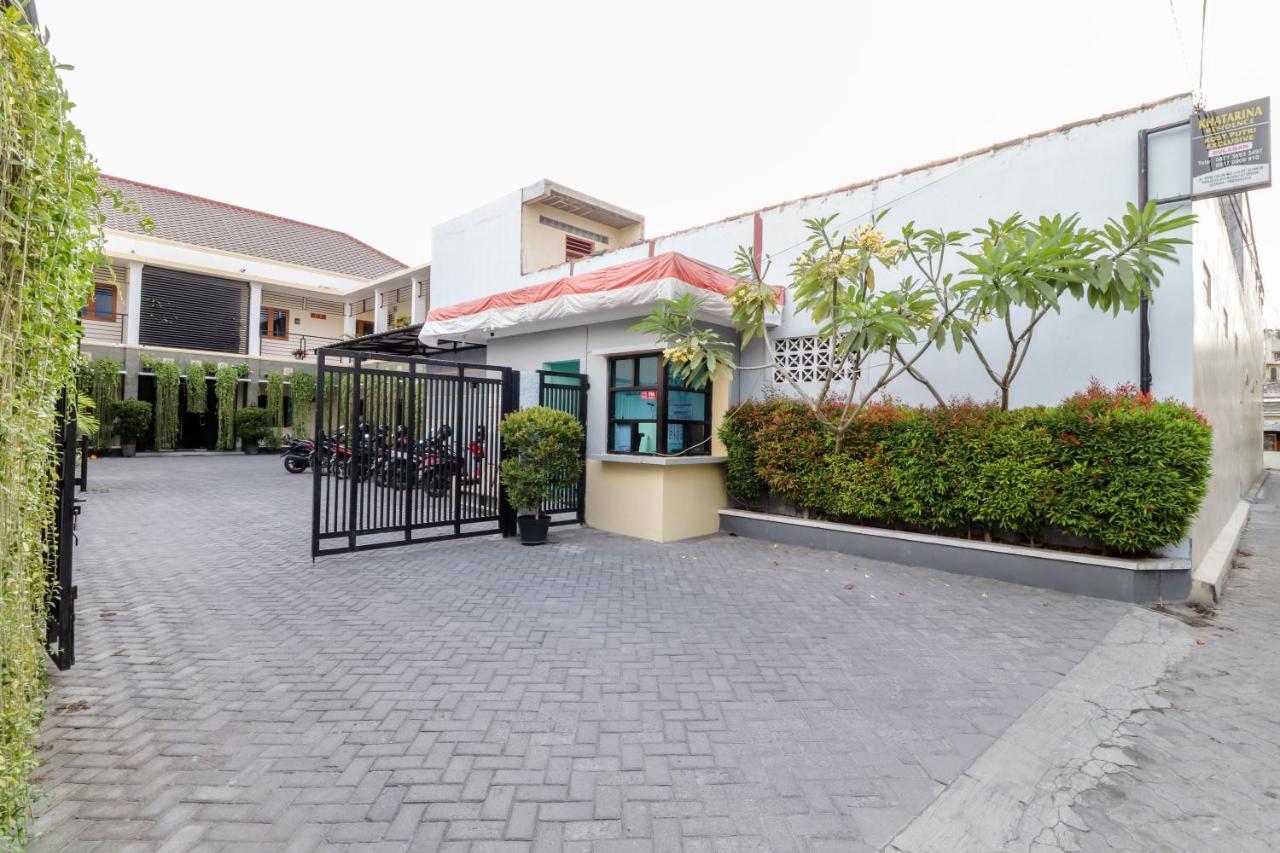 Khatarina Female Residence Maguwo Exterior foto